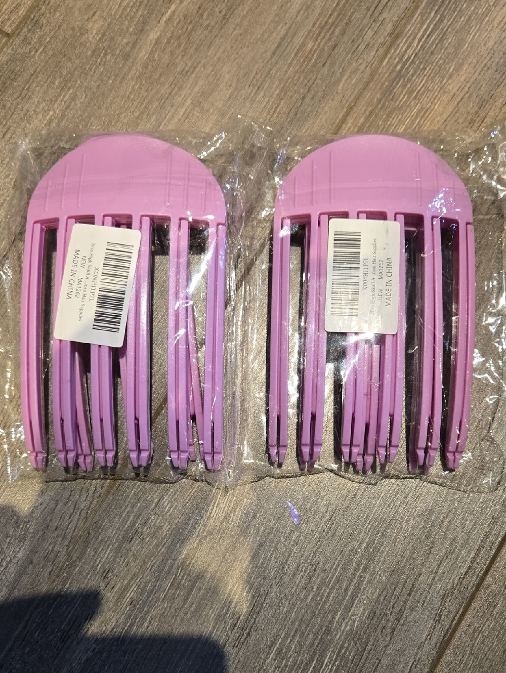 Set of 2 Purple Plastic Hair Clip Comb Picks